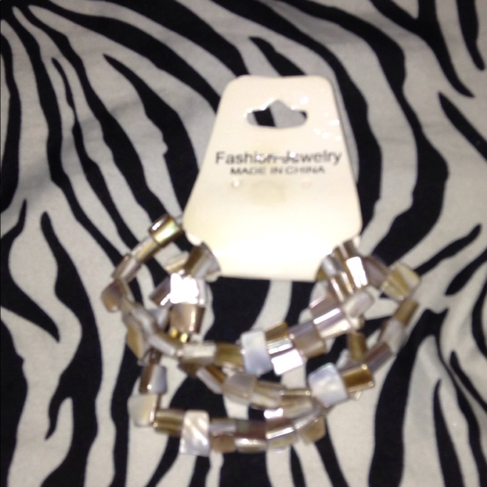 Stretchy Shell Bracelet Set